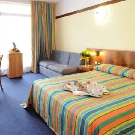Hotel Olimpo Garde