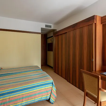 Olimpo 4* Garde