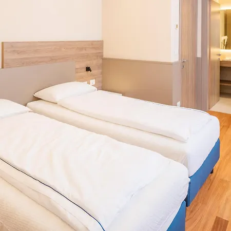 Olimpo Hotel Garde