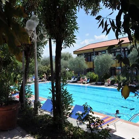 Hotel Olimpo Garde