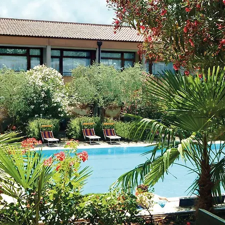 Hotel Olimpo Garde