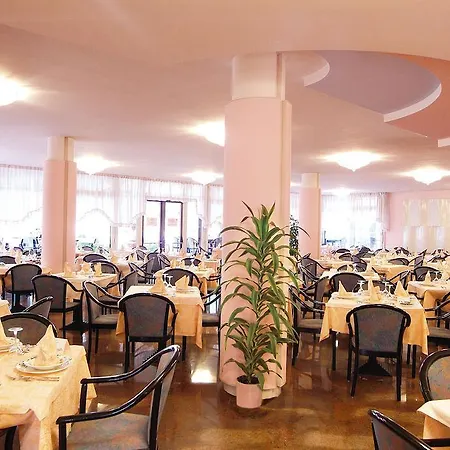 Olimpo 4* Garda (Verona)