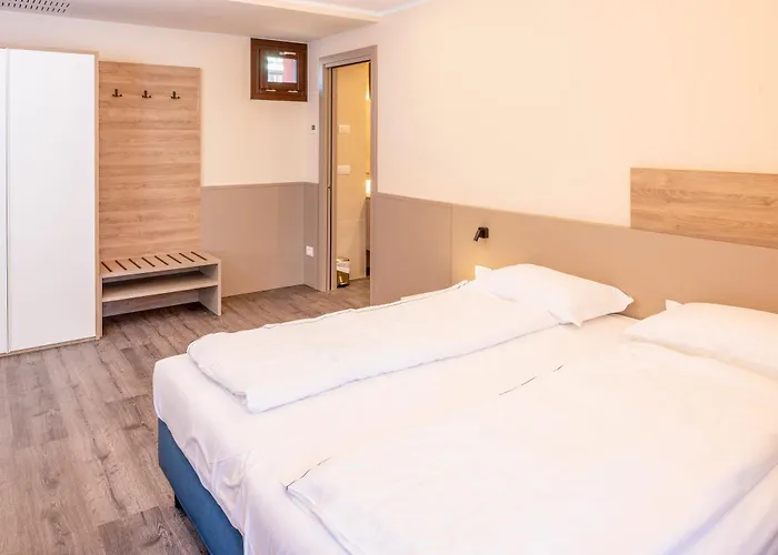 Olimpo 4* Garda (Verona)